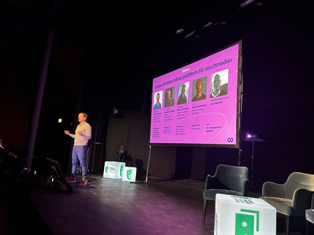 Oscar Gustafson, grundare av Co-Member som var dagens huvudpartner, berättade om hur plattformen kan hjälpa tidskrifter aktivera, samla och ta betalt av sina medlemmar och kunder. Foto: Elin Sibbern.